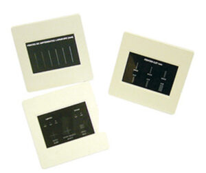 Diapositive Laser sur fond noir : POM052654