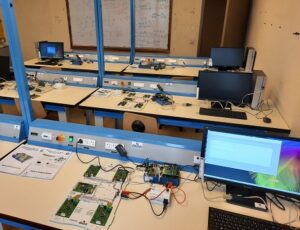 Laboratoire Type d'Informatique Industrielle : LABO2_INFO_INDUS