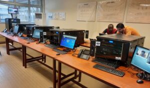 EXAMPLE OF LABORATORY: NETWORKS & VDI CONVERGENCE: LABO9_gb